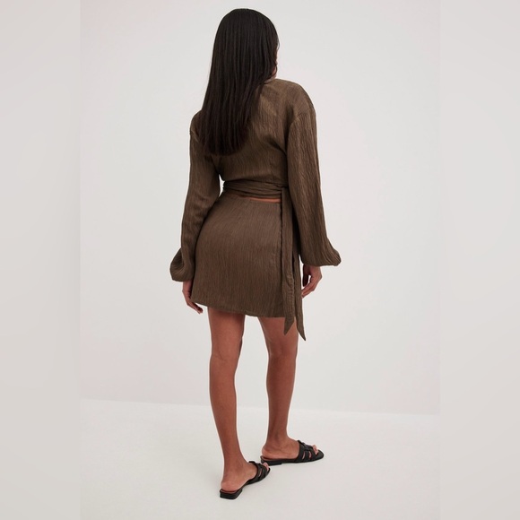 Structured Mini Skirt - Picture 2 of 7